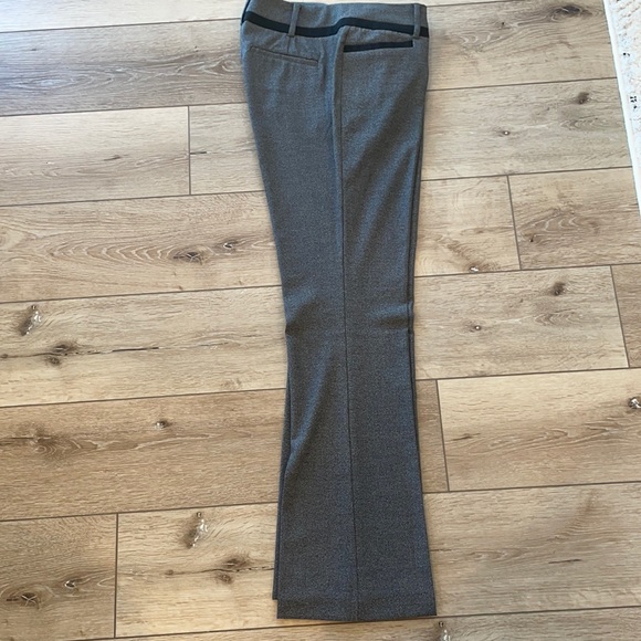 New York & Company Pants - NWOT size 10 New York and Company